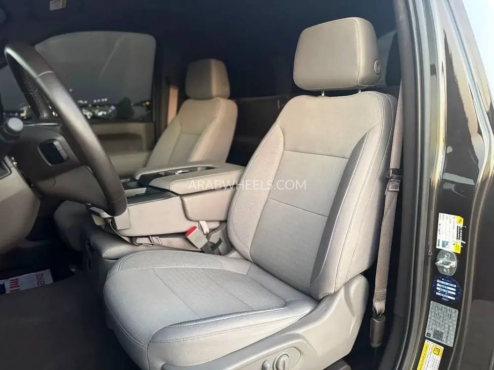 GMC Sierra 2021 for Sale in Sharjah Image-11