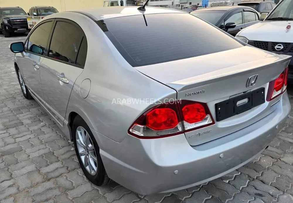 هوندا سيفيك 2008 for Sale in الشارقة Image-9