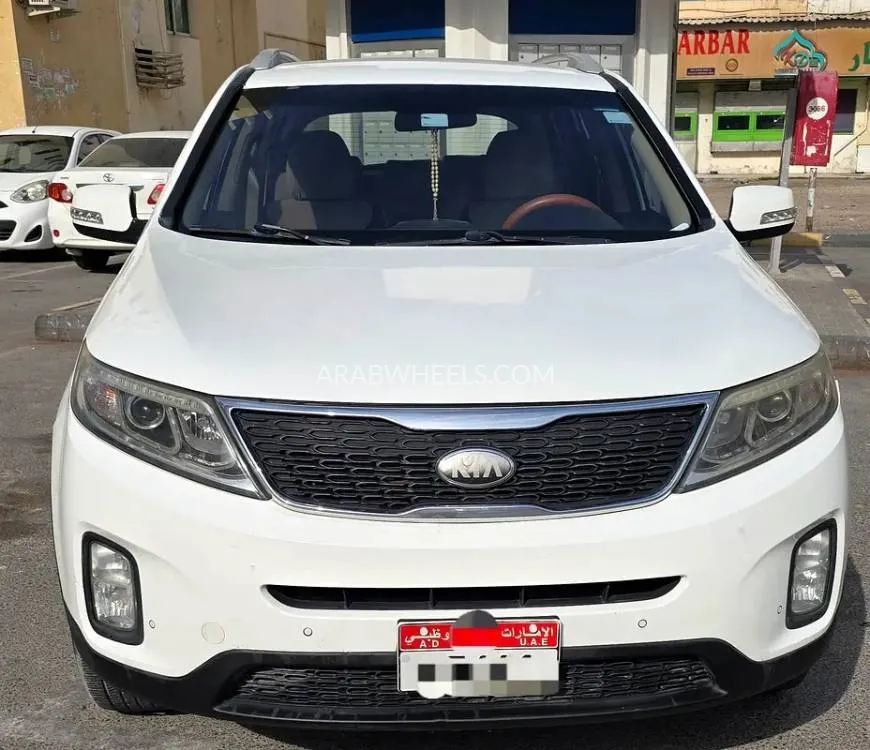 Kia Sorento 2014 for Sale in Sharjah Image-8