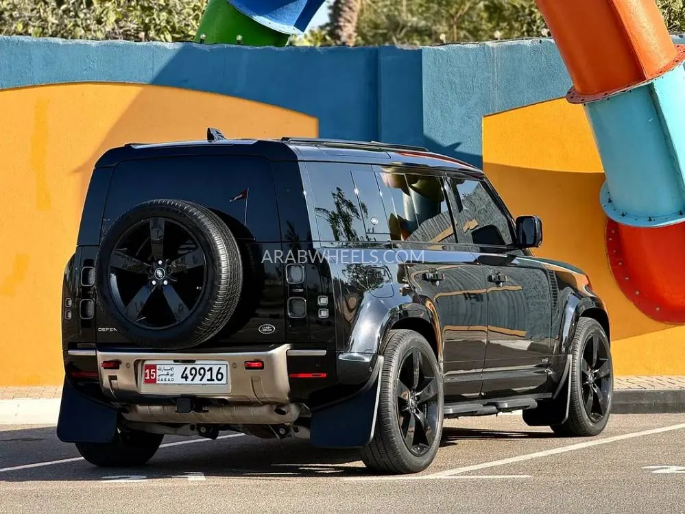 Land Rover Defender 2020 for Sale in Sharjah Image-2