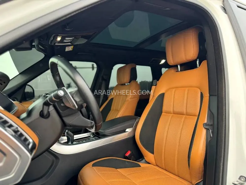 لاند روفر رينج روفر سبورت 2022 for Sale in الشارقة Image-10