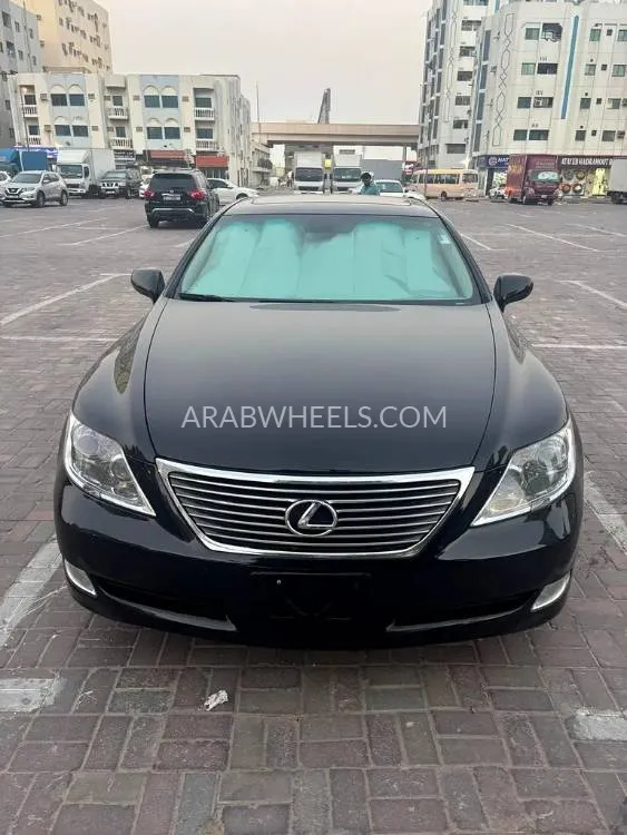 Lexus LS 2009 for Sale in Sharjah Image-12