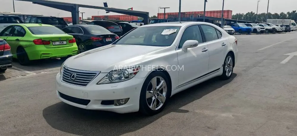 Lexus LS 2010 for Sale in Sharjah Image-7