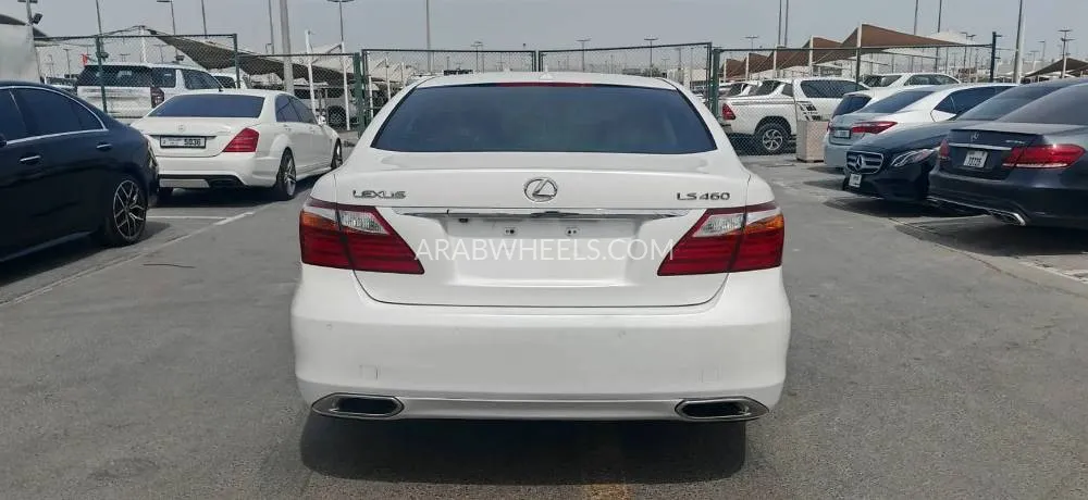 Lexus LS 2010 for Sale in Sharjah Image-15