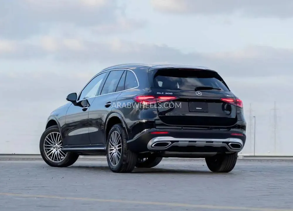 Mercedes Benz GLC Class 2024 for Sale in Dubai Image-3