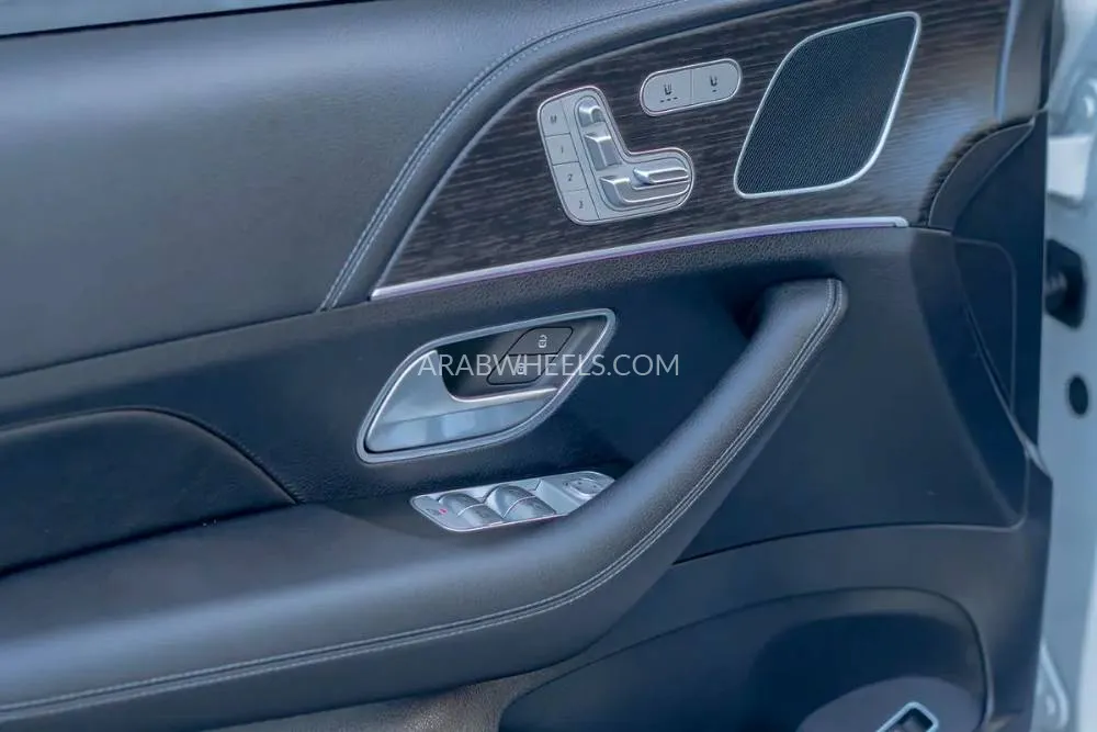 Mercedes Benz GLE Class 2024 for Sale in Dubai Image-5