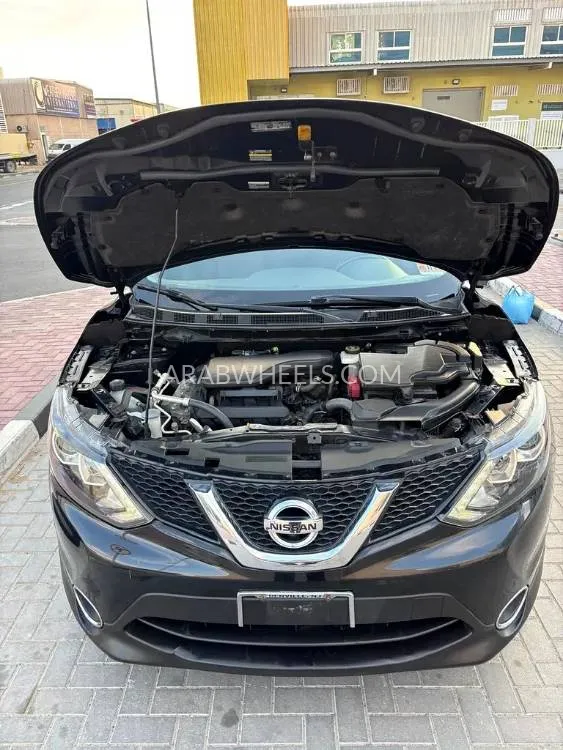 Nissan Rogue 2017 for Sale in Sharjah Image-4