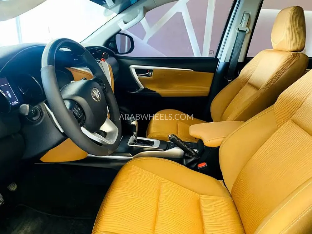 تويوتا فورتشنر 2018 for Sale in الشارقة Image-3