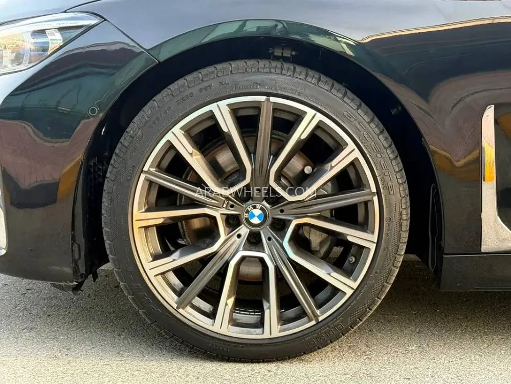 بي إم دبليو الفئة السابعة 2022 for Sale in دبي Image-13