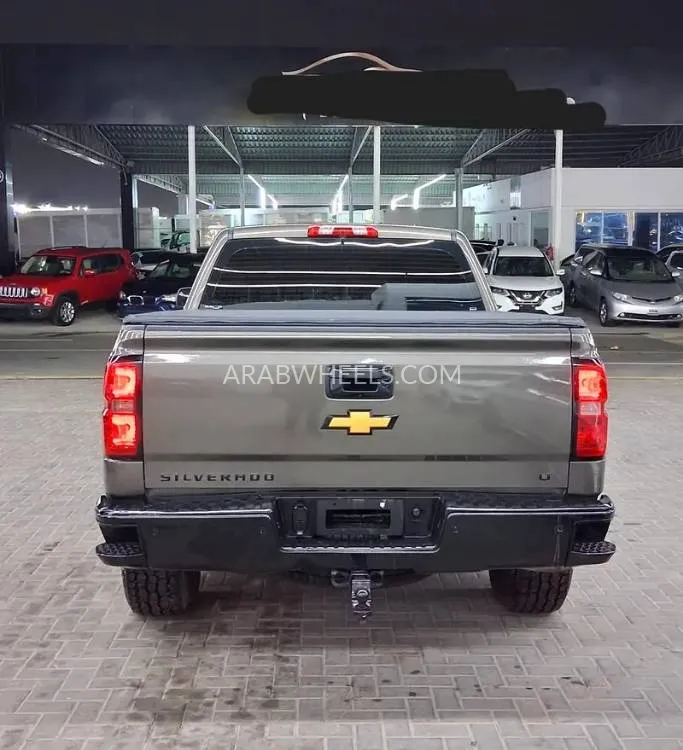 Chevrolet Silverado 2015 for Sale in Ajman Image-12