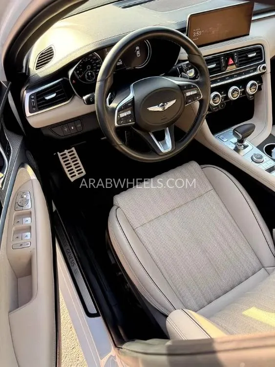 Genesis G70 2023 for Sale in Dubai Image-3
