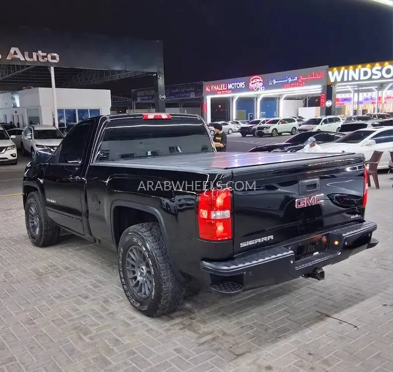GMC Sierra 2017 for Sale in Ajman Image-3