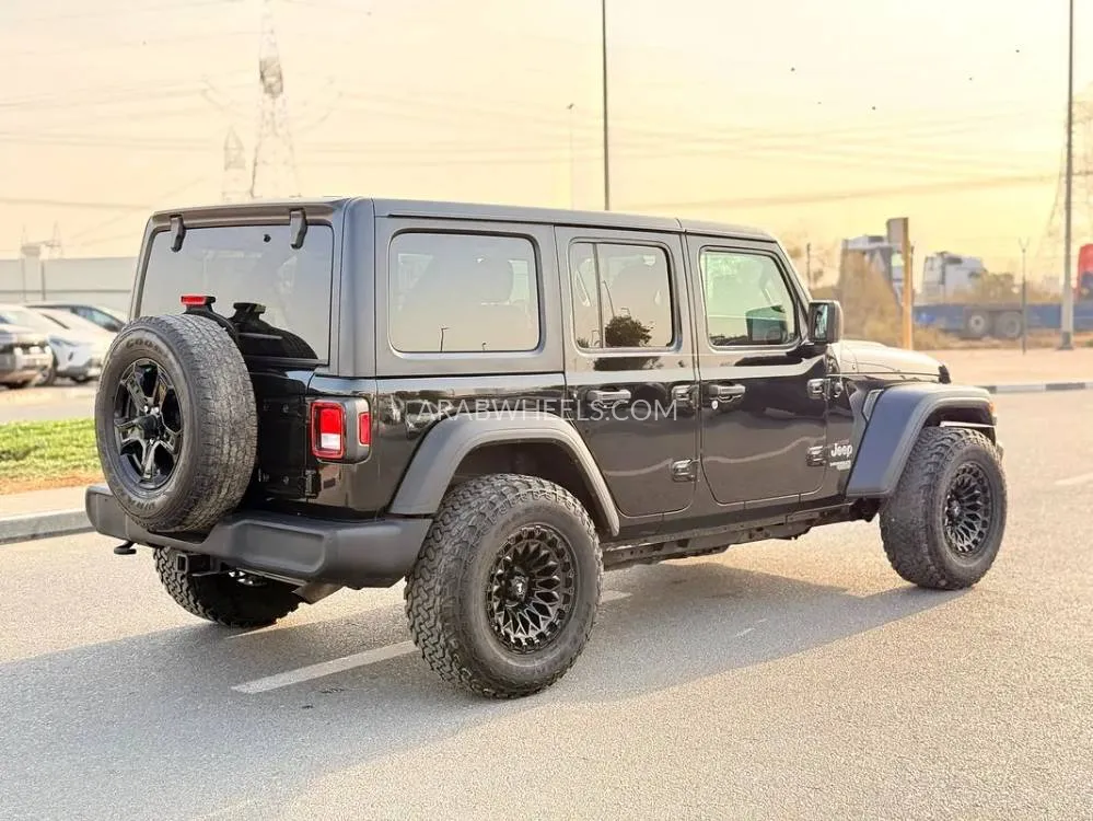 Jeep Wrangler 2018 for Sale in Dubai Image-12