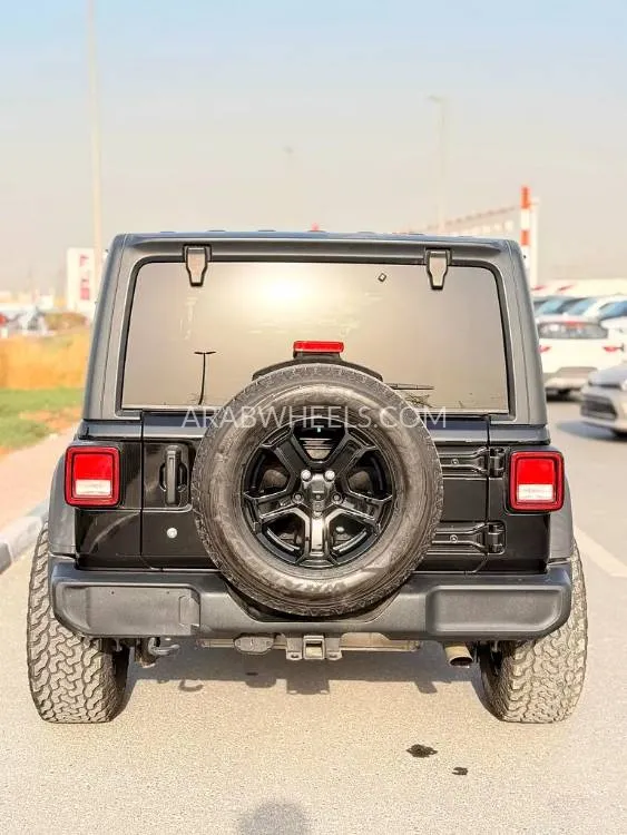 Jeep Wrangler 2018 for Sale in Dubai Image-17