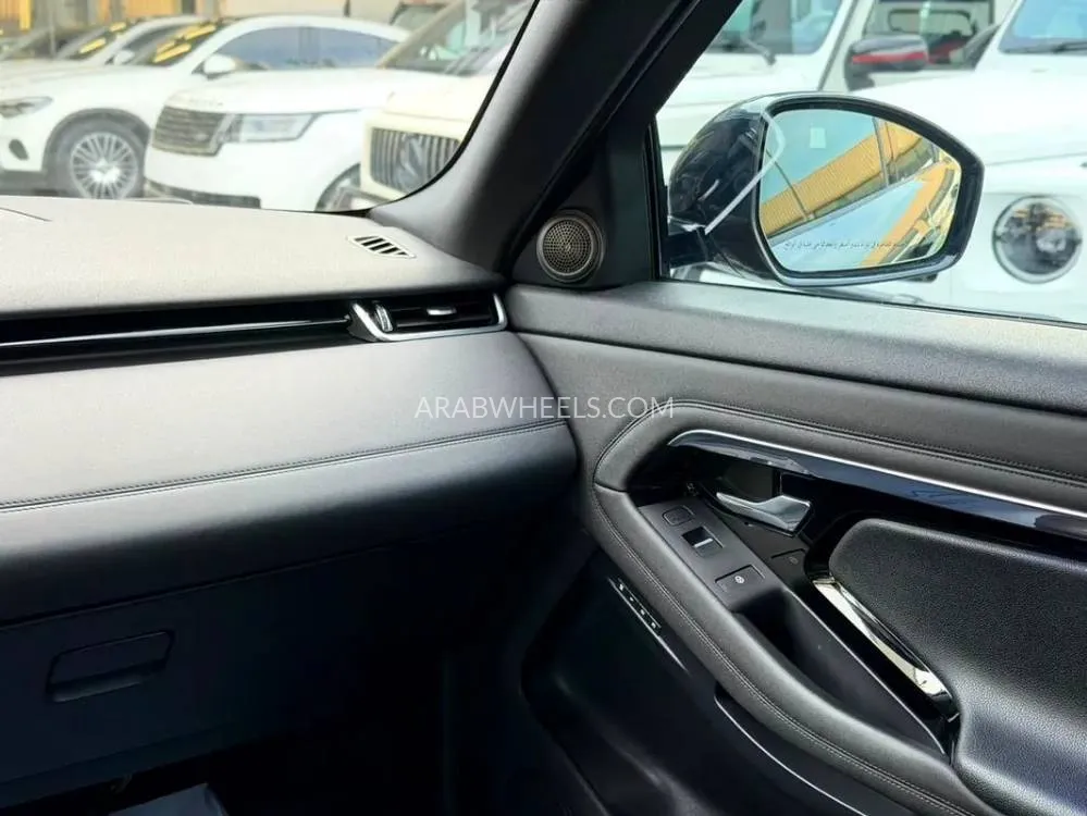 لاند روفر رينج روفر إيفوك 2020 for Sale in دبي Image-2