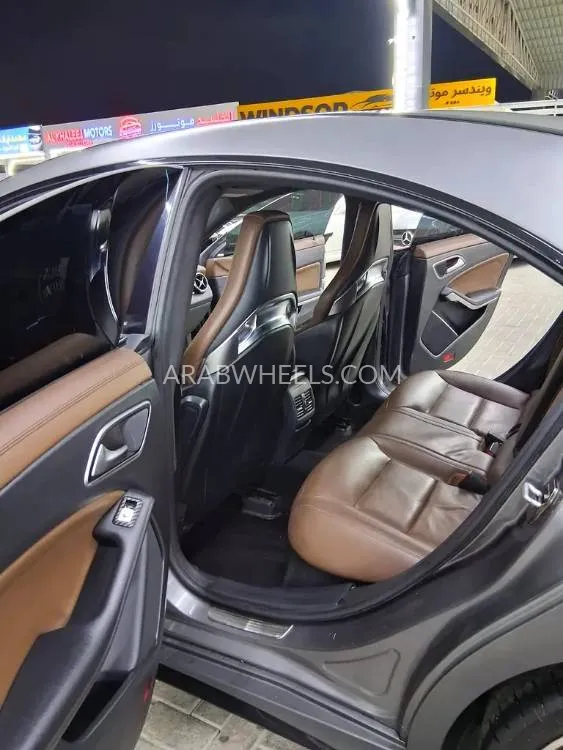 Mercedes Benz A Class 2014 for Sale in Ajman Image-10