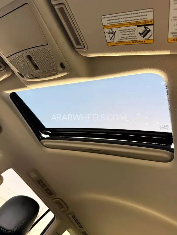 Nissan Armada 2019 for Sale in Dubai Image-4