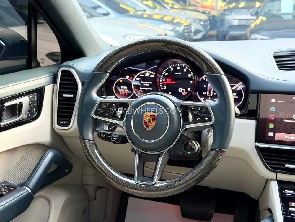 Porsche Cayenne 2023 for Sale in Dubai Image-5
