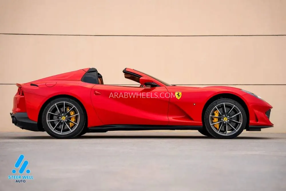 Ferrari 812 GTS 2023 for Sale in Sharjah Image-6