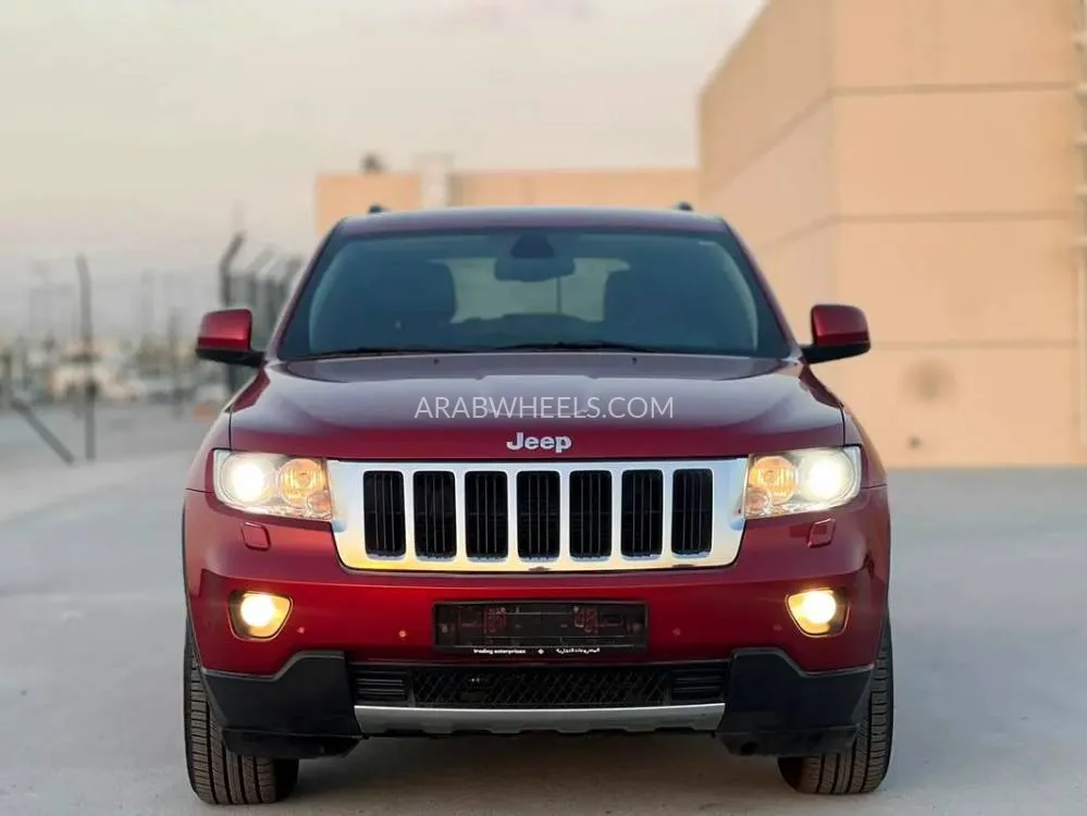 Jeep Cherokee 2012 for Sale in Sharjah Image-3