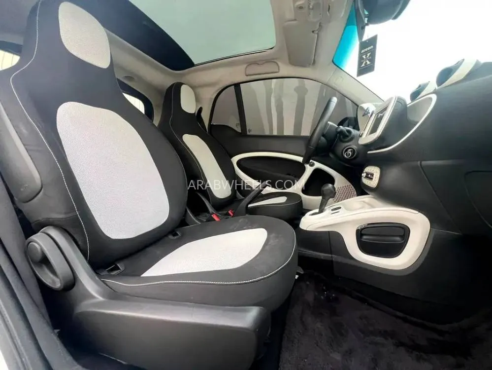 SMART Fortwo 2015 for Sale in Sharjah Image-3