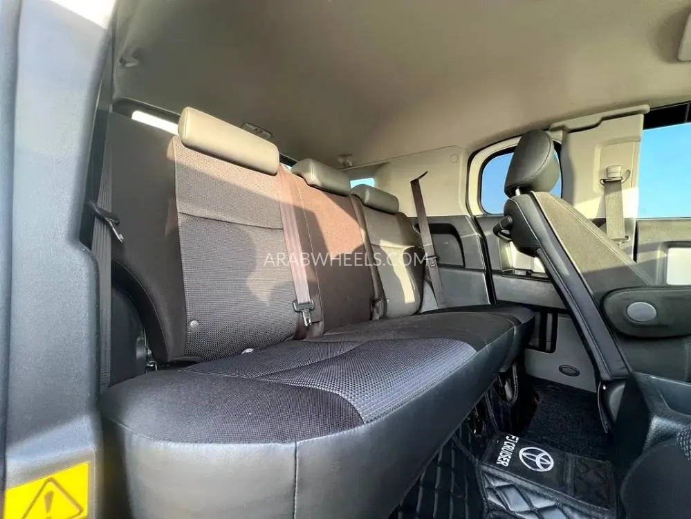 تويوتا إف جي كروزر 2021 for Sale in الشارقة Image-13