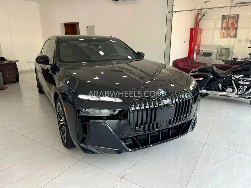 BMW i7 2024 for Sale in Fujairah Image-11