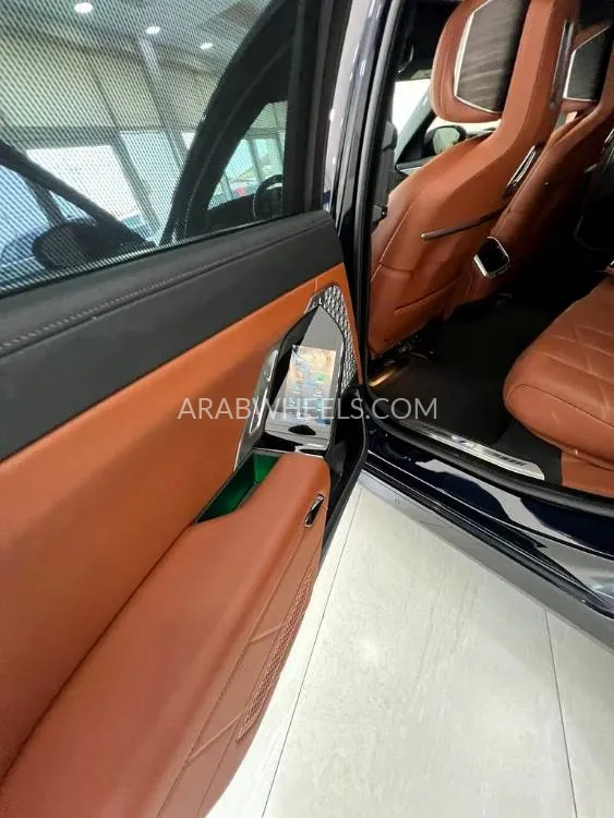 BMW i7 2024 for Sale in Fujairah Image-12