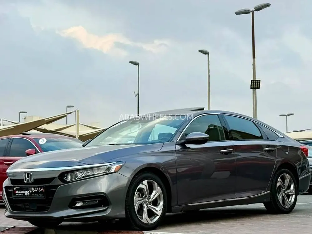 Honda Accord 2018 for Sale in Sharjah Image-9