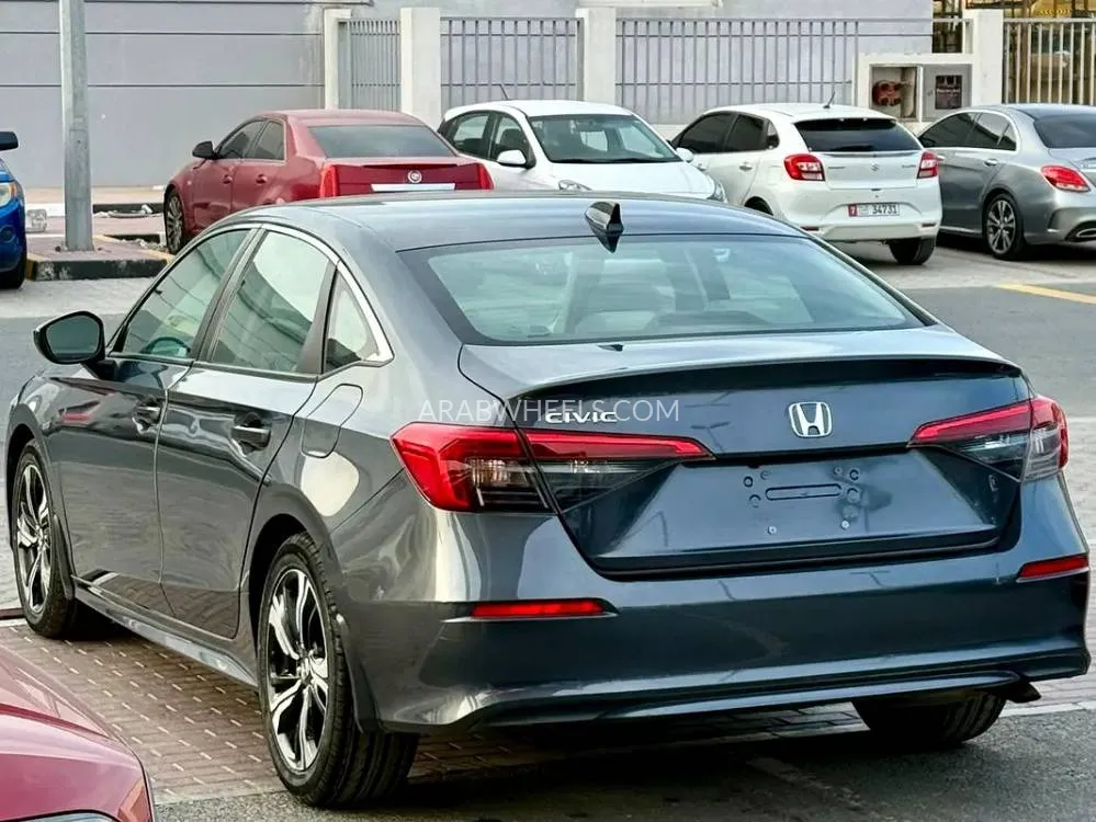 Honda Civic 2023 for Sale in Sharjah Image-15