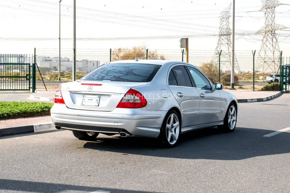 مرسيدس بنز كلاس E 2007 for Sale in دبي Image-13