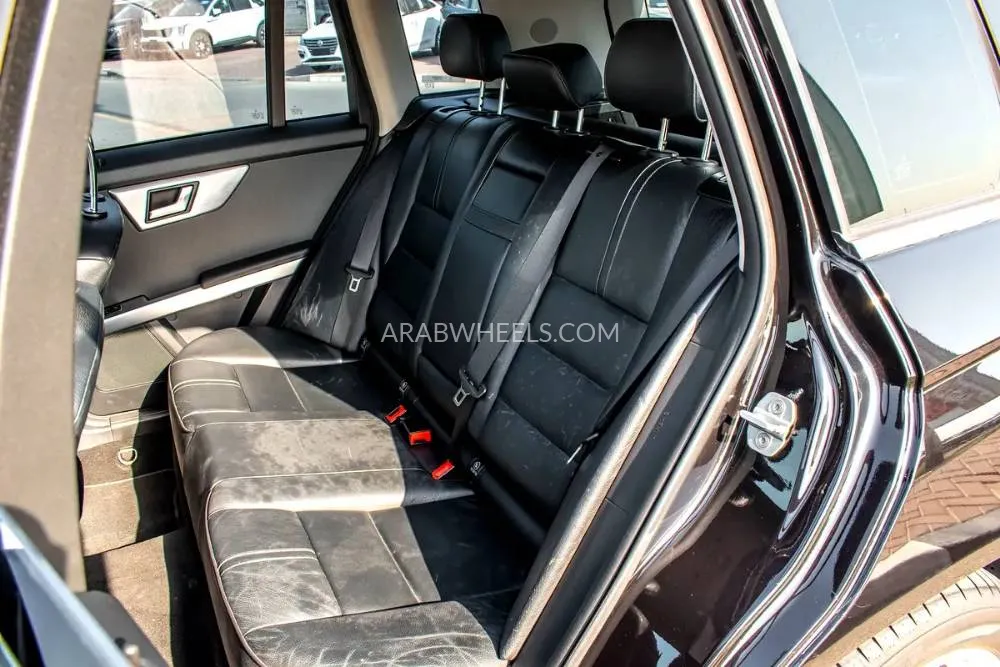 Mercedes Benz GLK Class 2011 for Sale in Dubai Image-9