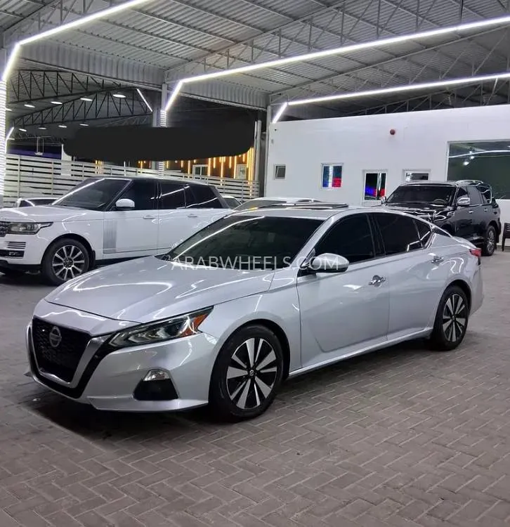 Nissan Altima 2019 for Sale in Ajman Image-7