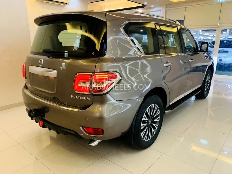 نيسان باترول 2016 for Sale in الشارقة Image-11