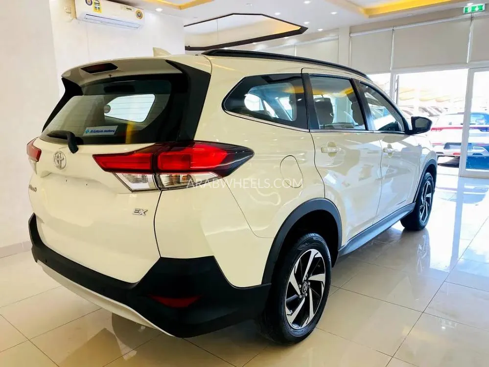 Toyota Rush 2023 for Sale in Sharjah Image-6