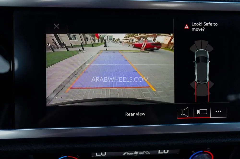 Audi Q3 2020 for Sale in Dubai Image-23