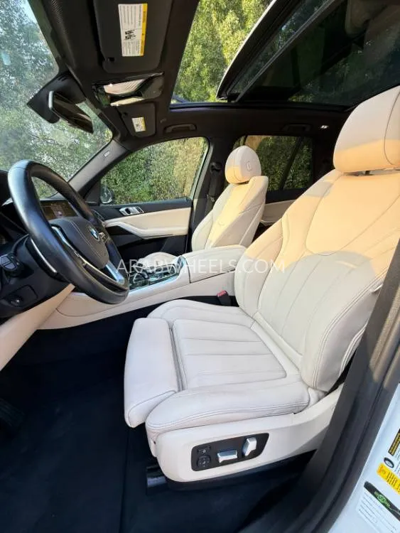BMW X5 2021 for Sale in Sharjah Image-26