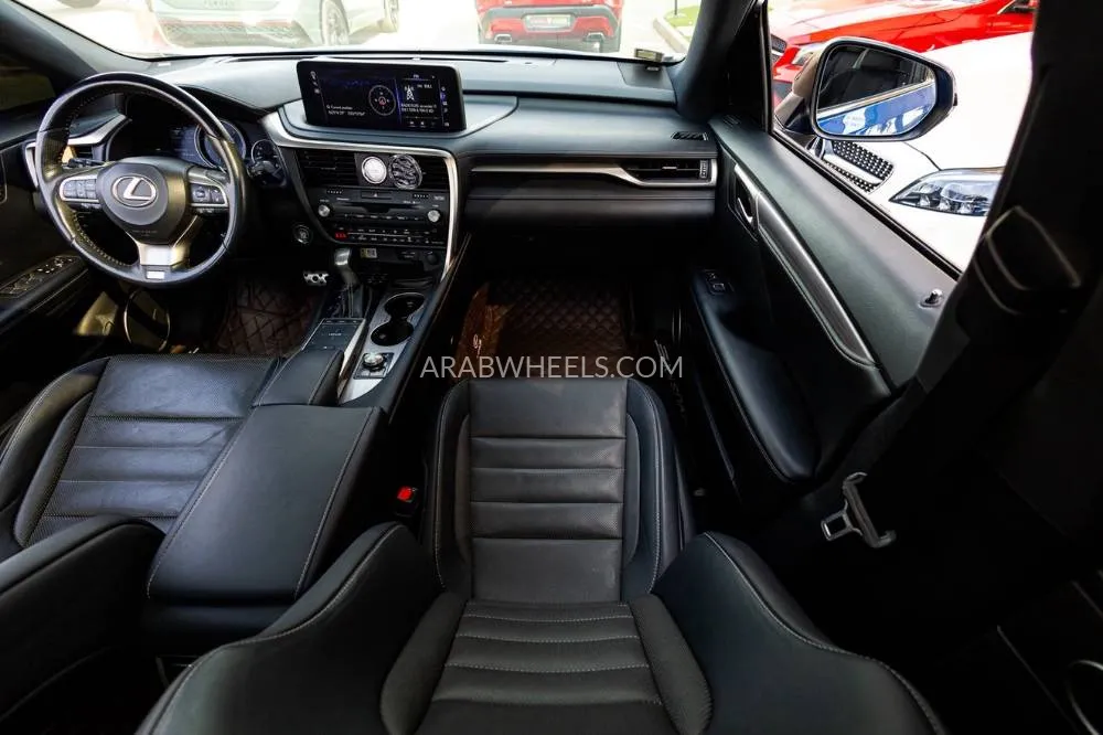 Lexus RX 2022 for Sale in Dubai Image-16