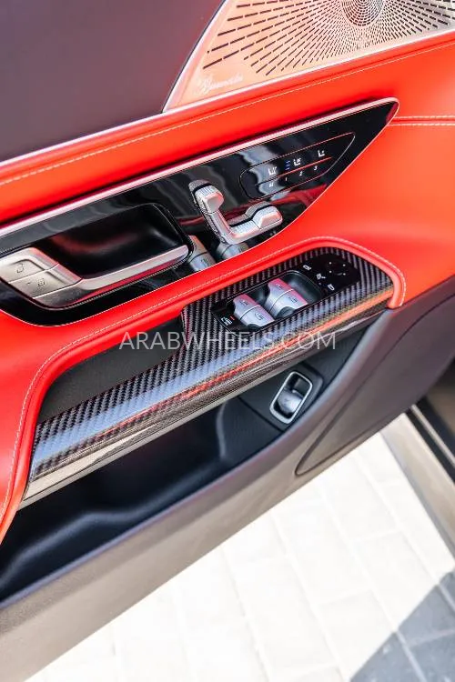 Mercedes Benz SL Class 2022 for Sale in Dubai Image-21