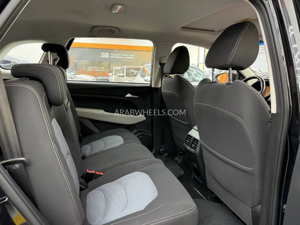 Chevrolet Captiva 2021 for Sale in Dubai Image-13