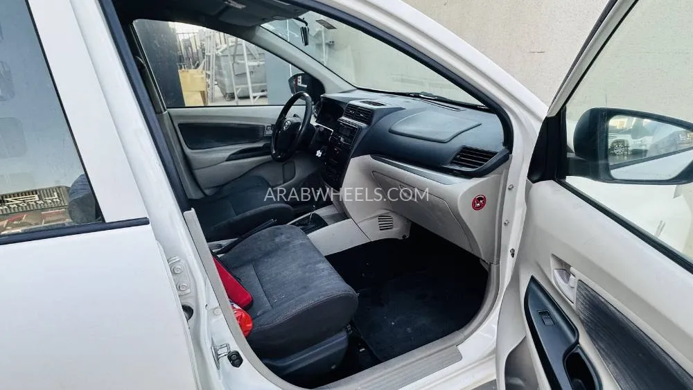 Toyota Avanza 2020 for Sale in Dubai Image-9