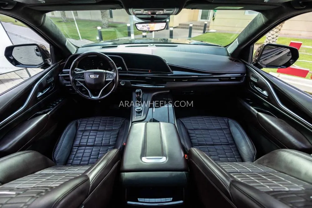 كاديلاك إسكاليد 2022 for Sale in دبي Image-14