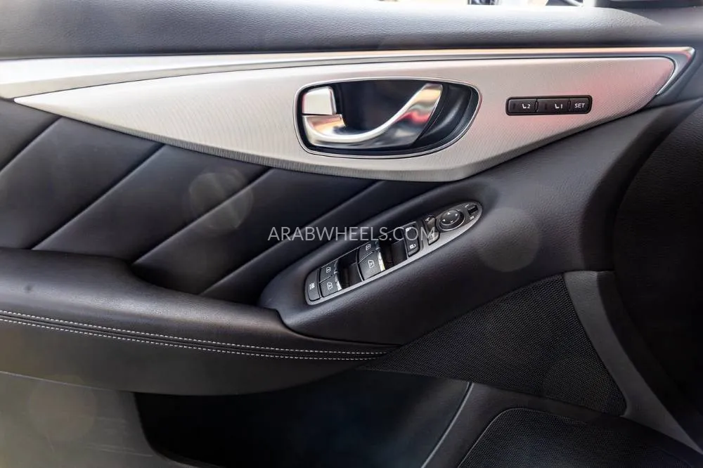 Infiniti Q50 2024 for Sale in Dubai Image-12