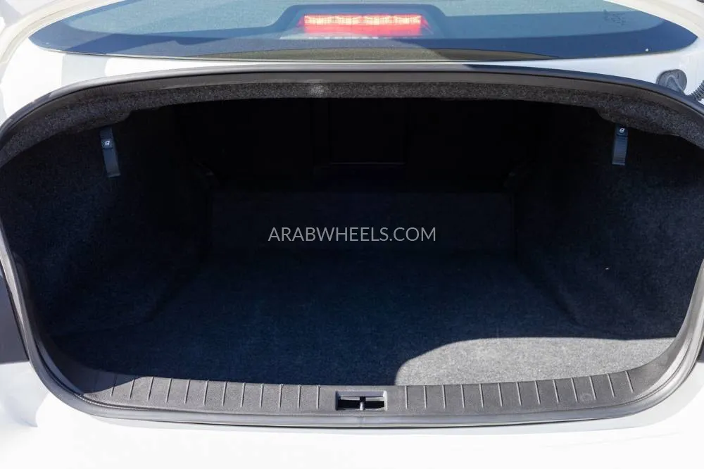 Infiniti Q50 2023 for Sale in Dubai Image-24