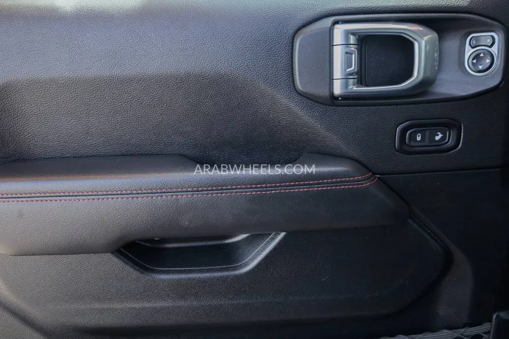 Jeep Wrangler 2020 for Sale in Dubai Image-13