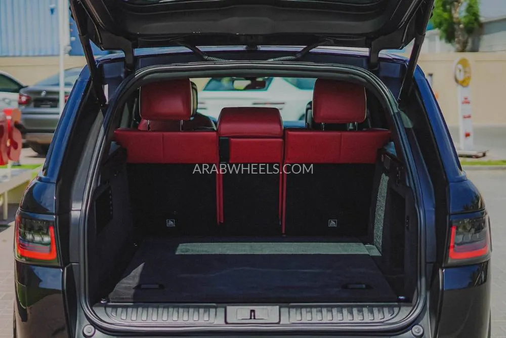 Land Rover Range Rover Sport 2019 for Sale in Dubai Image-30