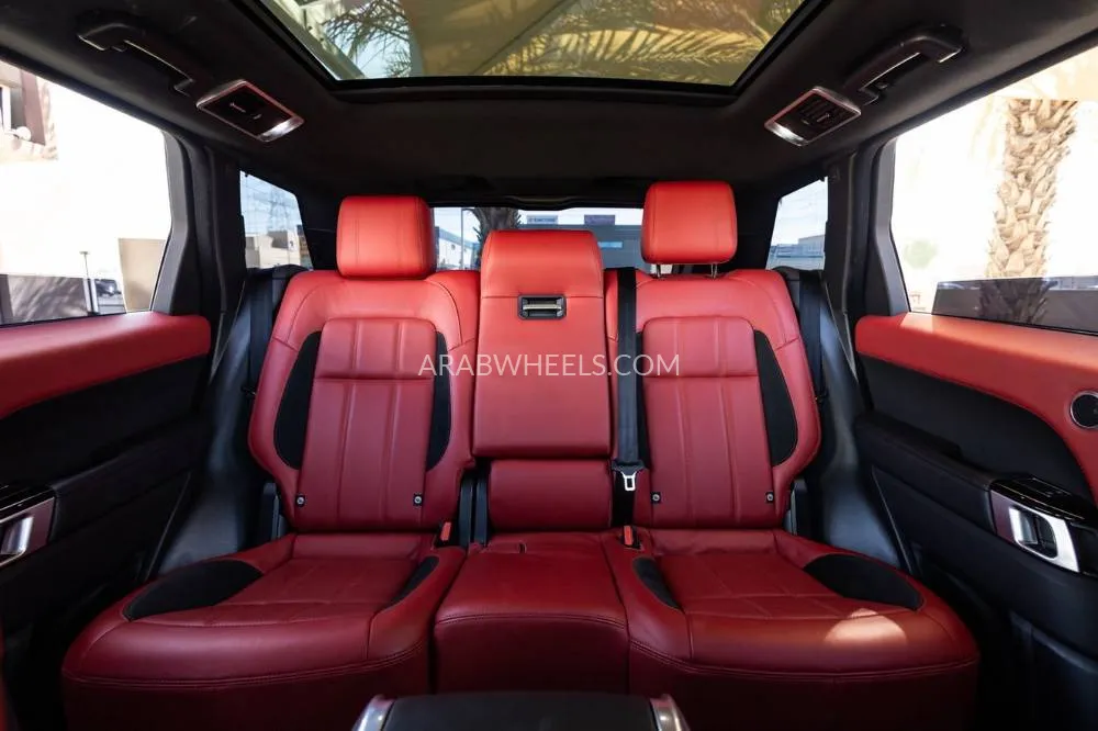 Land Rover Range Rover Sport 2022 for Sale in Dubai Image-24