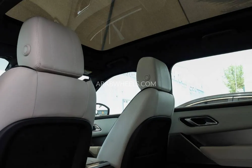 لاند روفر رينج روفر فيلار 2018 for Sale in دبي Image-32