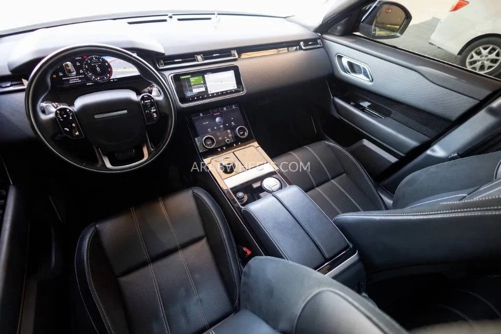 لاند روفر رينج روفر فيلار 2019 for Sale in دبي Image-13