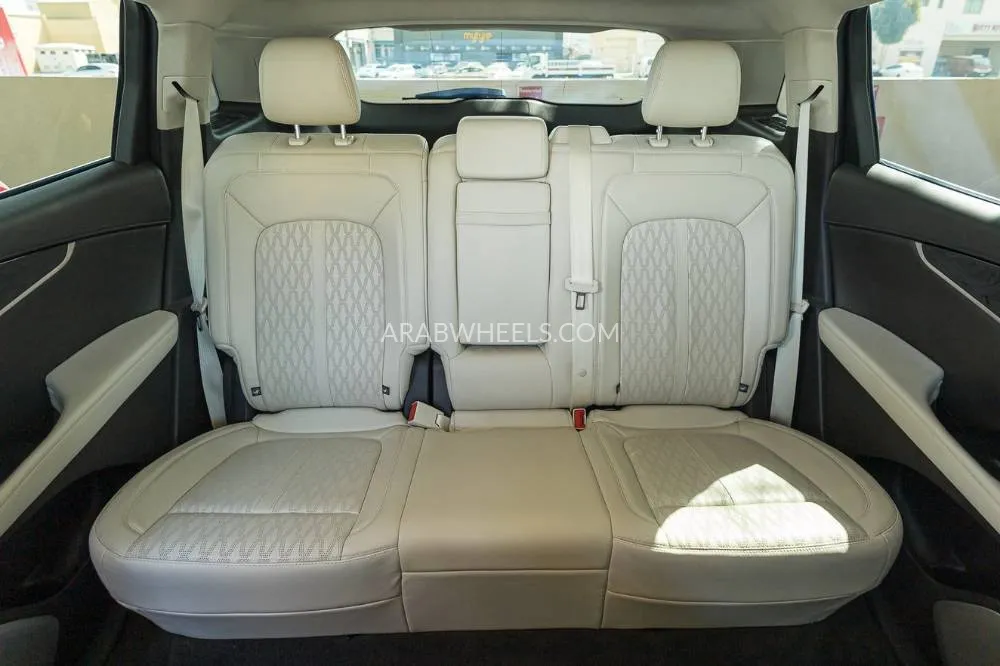 لينكون نوتيلوس 2022 for Sale in دبي Image-24